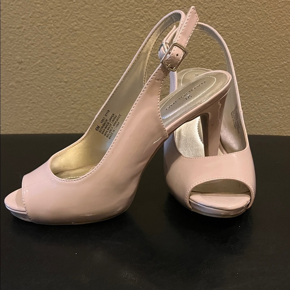 Bandolino Light Pink Peep Toe Slingback Heels, Faux Patent Leather, Size 6